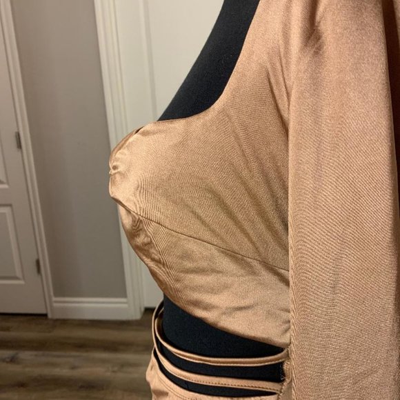 SHEIN Twist Front Cut Out Bodycon Dress - Picture 15 of 16